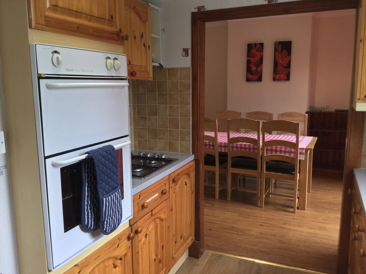 3 Bedroom Culduthel House Free Parking إينفيرنيس المظهر الخارجي الصورة